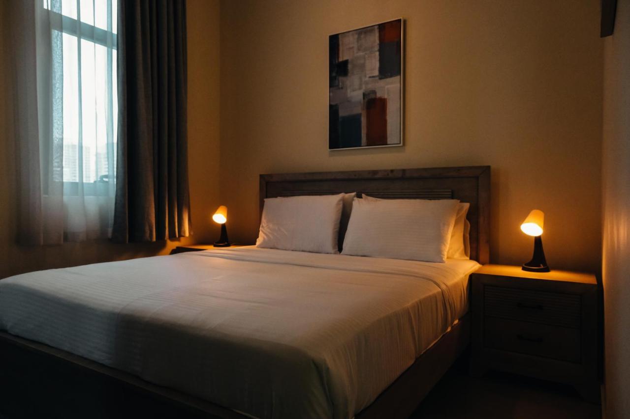 Апартаменти Marina Royal Premium Serviced Marina Wharf - Kids Free Free Check In 24 *